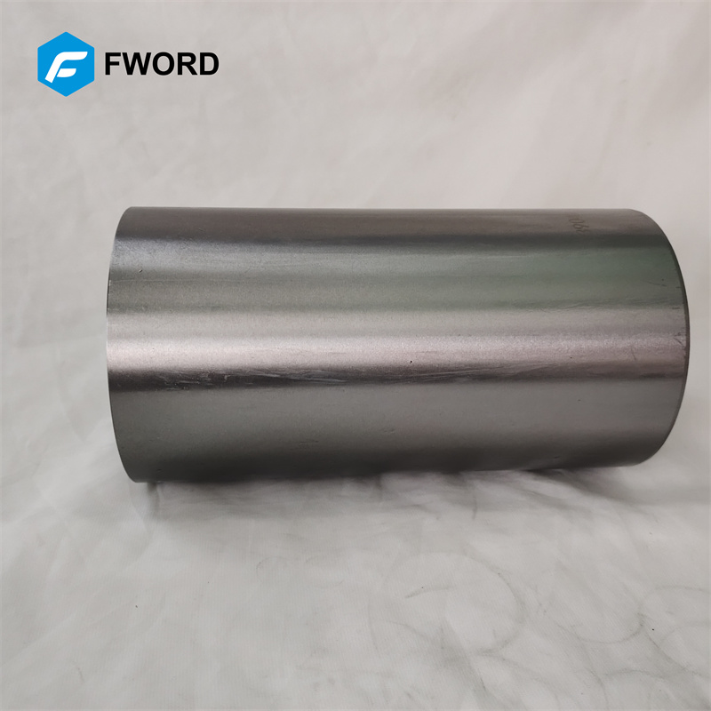 4919951 3904167 Diesel Engine Parts Cylinder Liner For Cummins QSB6.7   - 副本